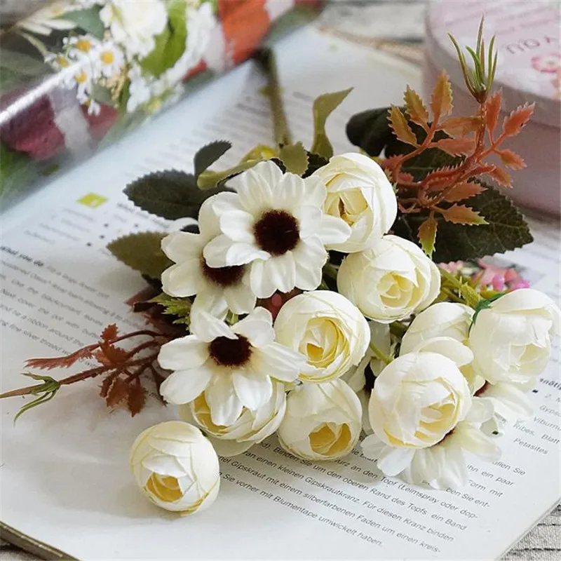 

Fake European Camellia & Daisy Bunch (5 stems/piece) Simulation Tea Rose Plastic Fruit for Wedding Home Party Showcase Decor