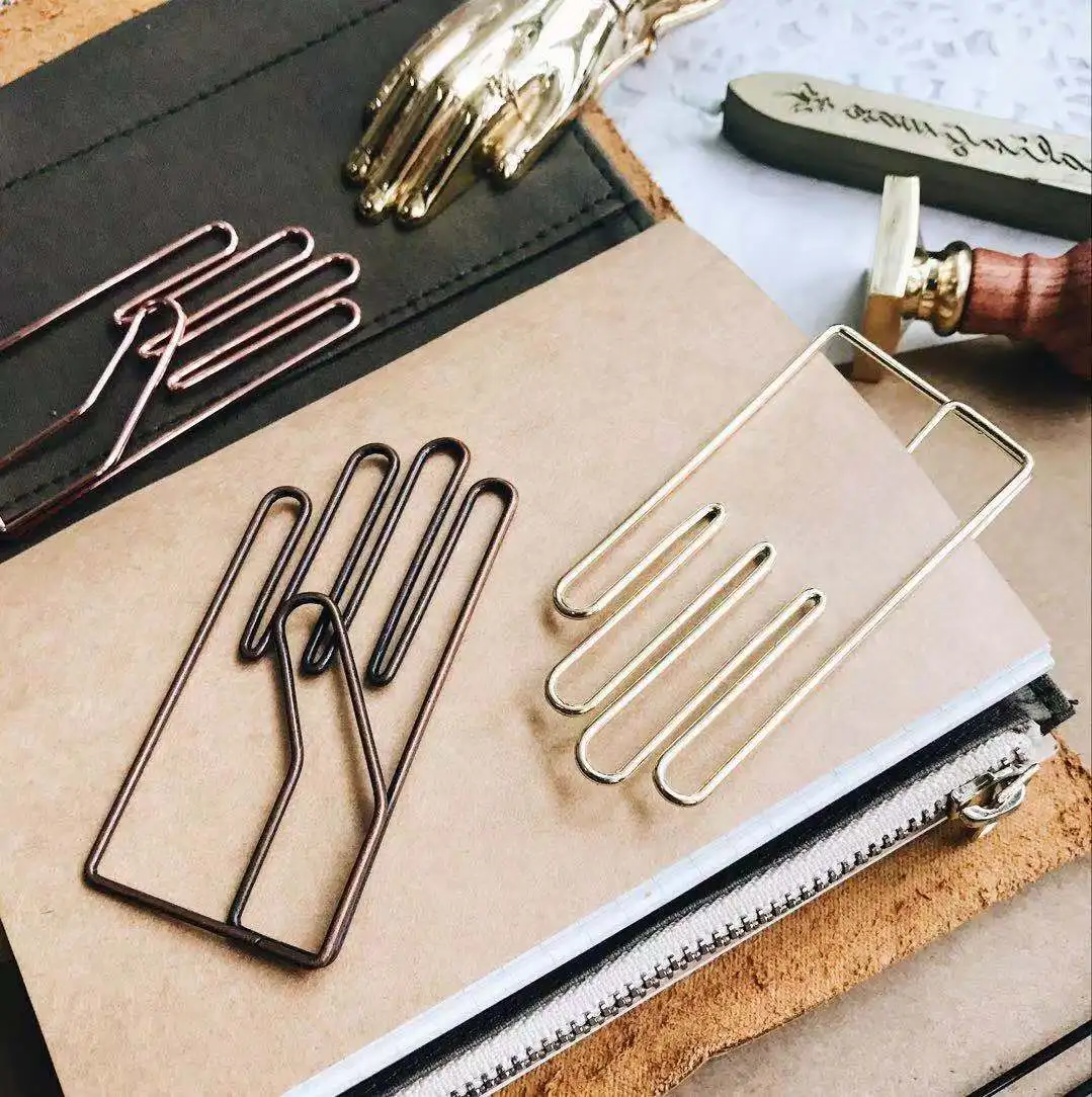 5pcs Vintage Paperclip Book Bookmark Hand Shaped Paper Clips Cute Kawaii Brass Clip File Collector Office Gift for Notes Letter