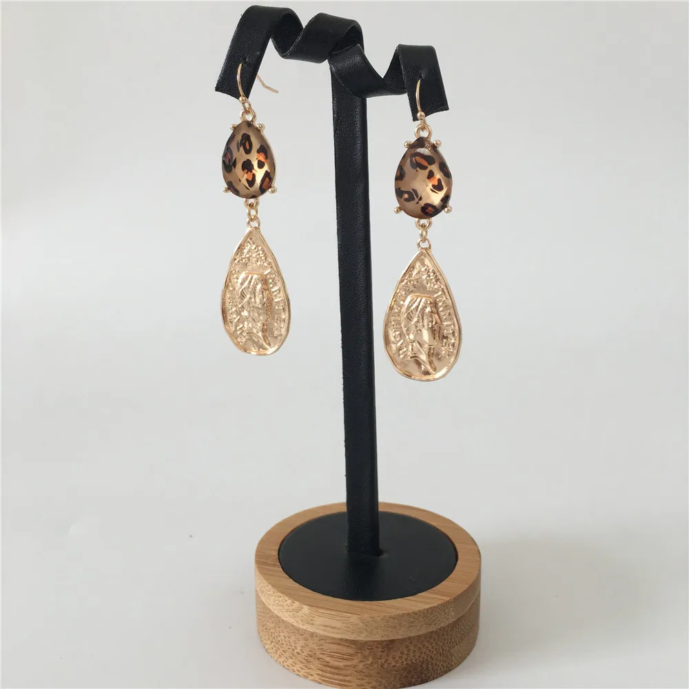

CHIC WOMEN GILR EARRING GOLD COLOR PLATING MR COIN WITH LEOPARD PRINT STONE DROP EARRING