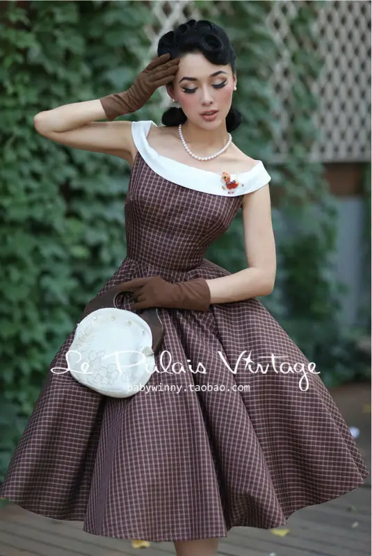 

Le Palais Vintage autumn and winter retro classic Plaid collar hit color ball grow dress/ puff dress