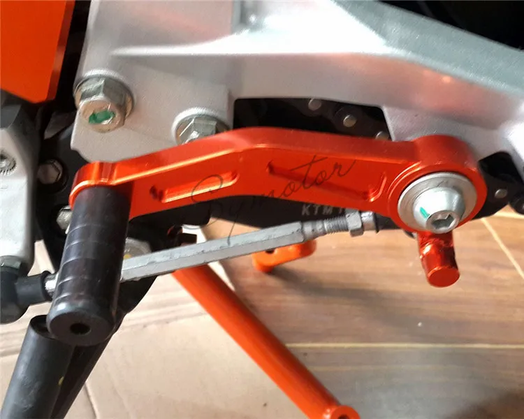 1 par naranja de la motocicleta CNC Alu de embrague de freno Gear Pedal palancas para KTM Duque 125, 200, 390, 2013-2015 moto freno pinza de freno