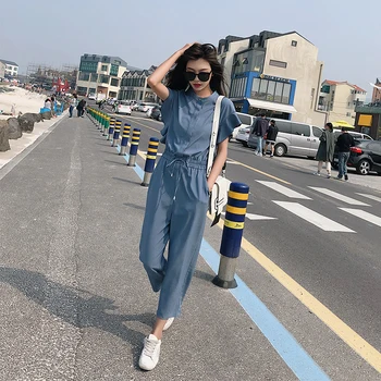 

Spring and Summer New Holiday Beach Jumpsuit Fashion Casual Set Loose Comfortable Jumpsuit Female Tide