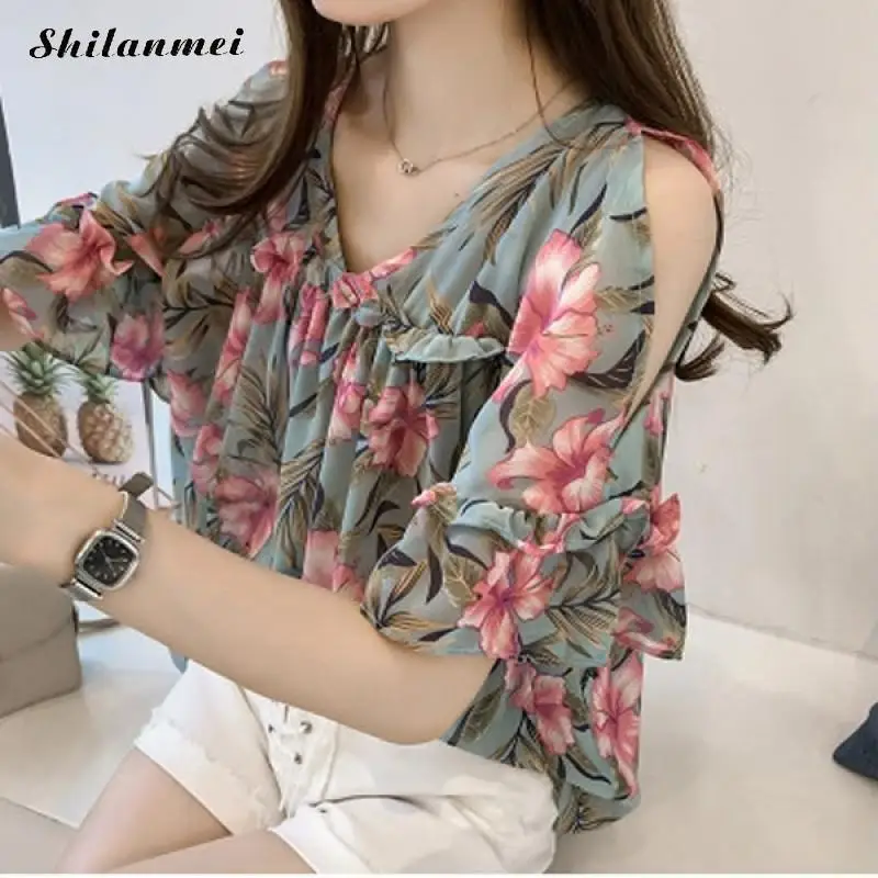 

2019 New Women Clothing Printed Casual Plus Size Blouse Sweet Style Women Tops Short Sleeved Blouses Loose Women Shirts 4XL