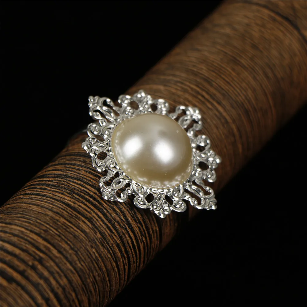 6pcs Pearl Napkin Rings Luxury Rhinestone Napkin Rings for Weddings Party Decorations Size:16*5CM