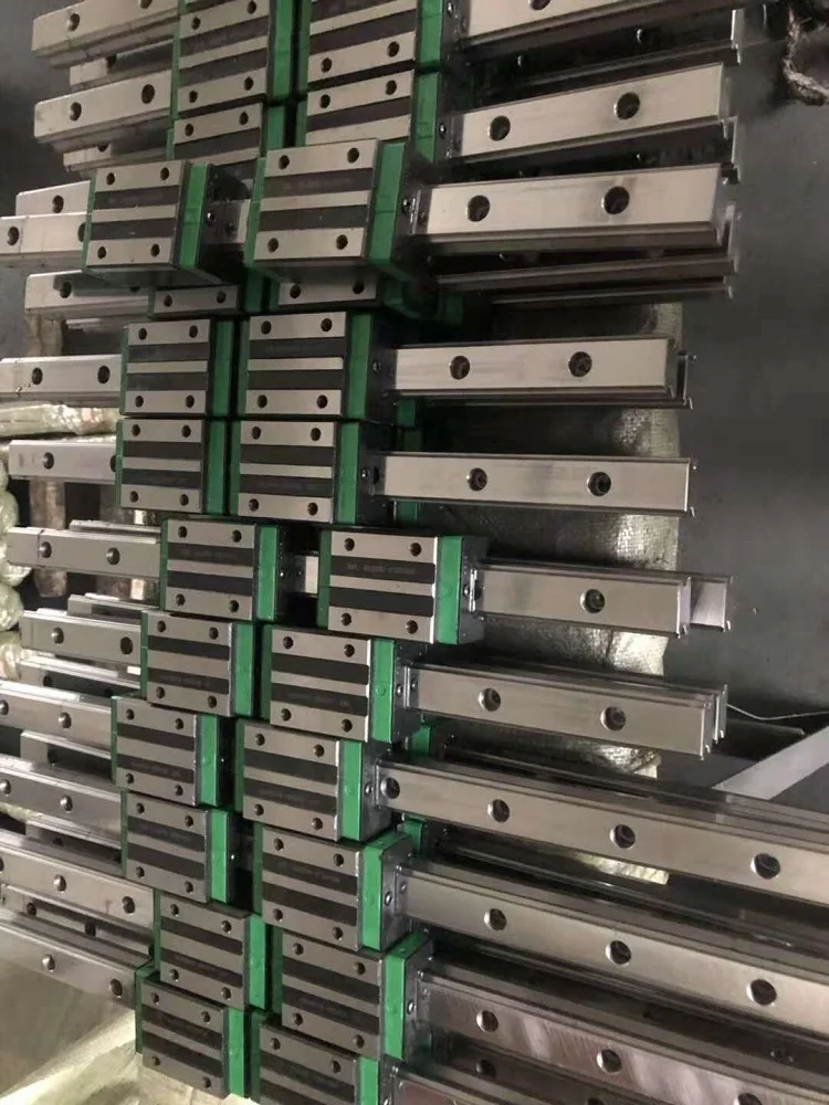 Линейная направляющая HGR20 L 1000 мм 2 шт. + линейный блок HGH20CA / HGW20CC|Линейные