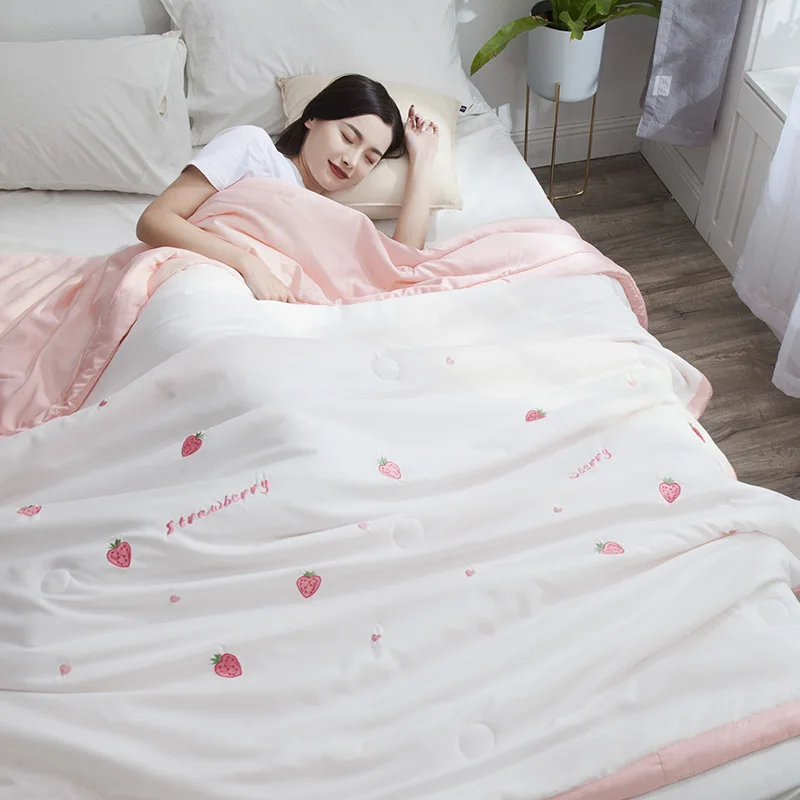 

Washable Air Conditioning Quilt Cool In Summer By Double Ice Silk Quilt In Summer By Single Thin Summer Silk Quilt In Spring And