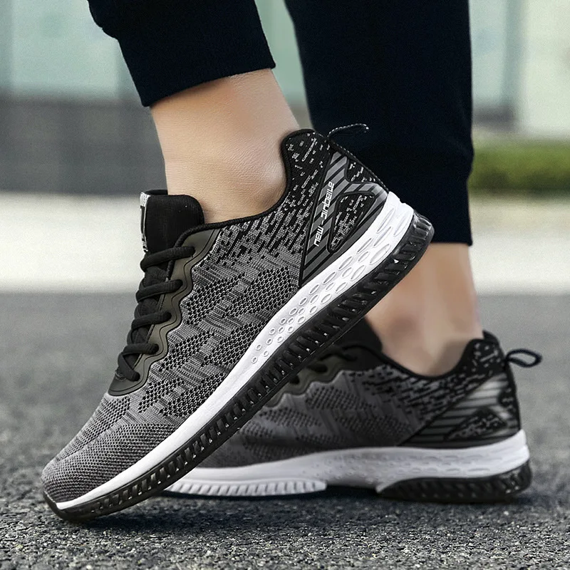 JINBEILEE 2019 spring new men's breathable sports walking shoes leisure flying weaving mesh non-slip lightweight men's shoes