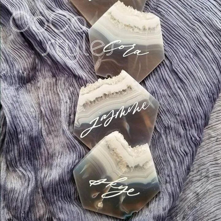 

Cocostyles custom super luxury hexagon crystal agate guest name card with hand writing for high end wedding invitation name card