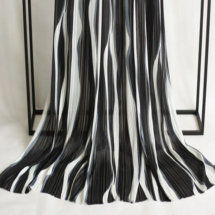

Hot sale silver yarn random stripe wave printed metallic chiffon fabric