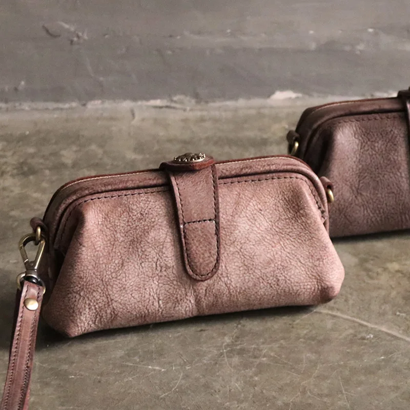 New leather clutch bag female fog wax layer leather wrist makeup bag literary retro mobile phone glasses purse
