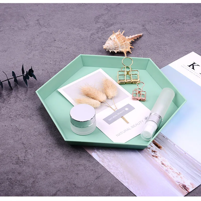 Innovative Geometric Storage Tray (3)