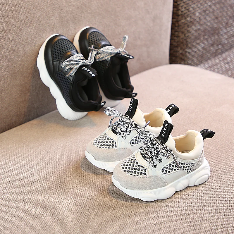 

2019 New spring baby shoes Korean version of baby toddlers shoes soft soled boys girls sneakers 0-1-3 Net cloth breathable