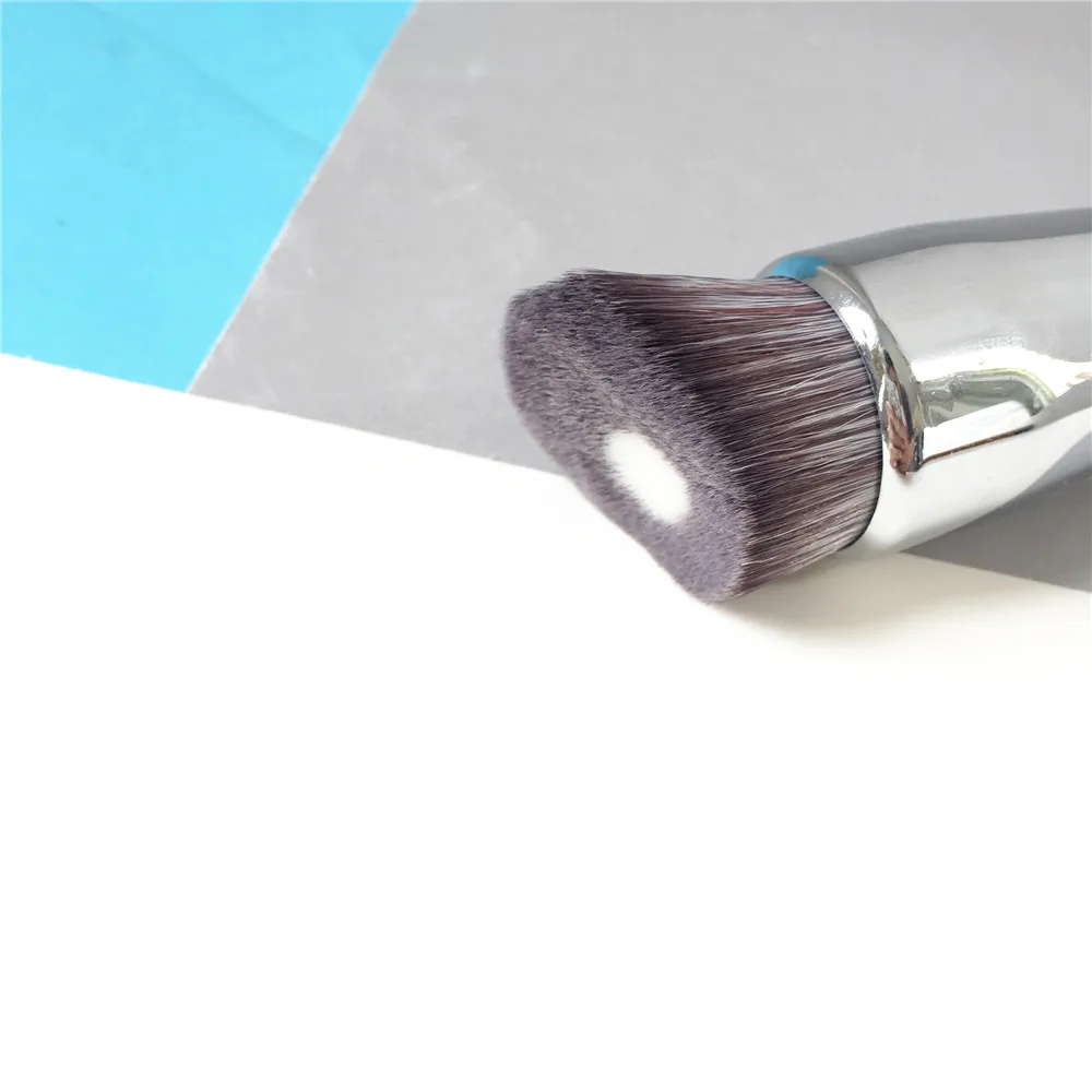 Sephora Pro Ultra Liquid Foundation Brush #83 _ 3