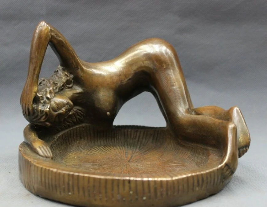 

Folk Chinese Bronze Copper Carved Art Nude Woman Beauty Belle Statue Ashtray