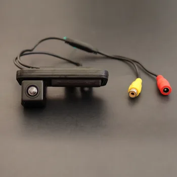 

thehotcakes Car Rear View Camera For Mercedes Benz B Class W246 / Reverse Camera / HD CCD RCA NTST PAL / Trunk Handle OEM