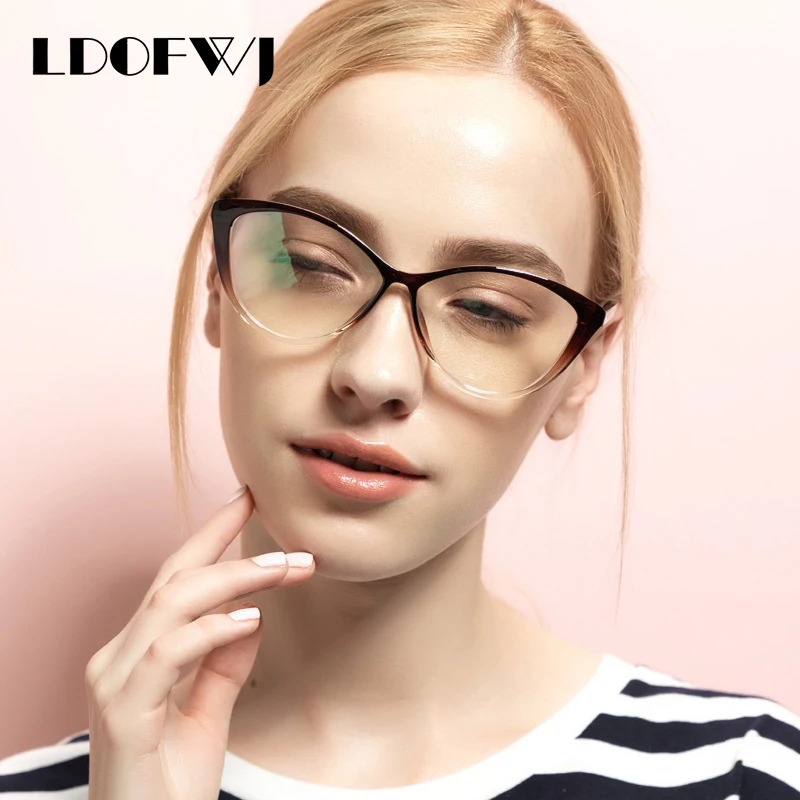 stylish plain glasses