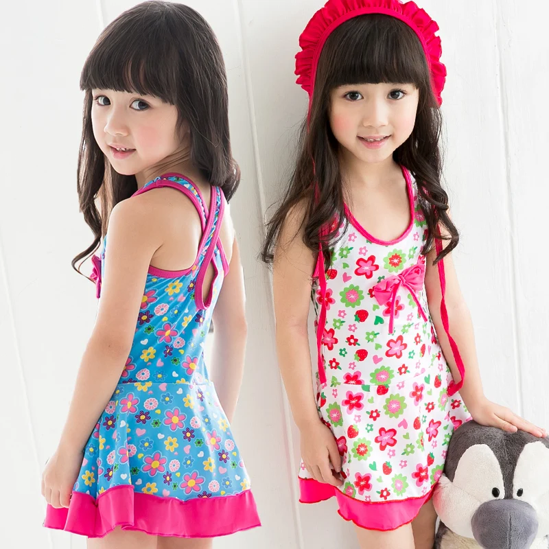 2015 new girls piece swimsuit baby girl of medium and small Korean