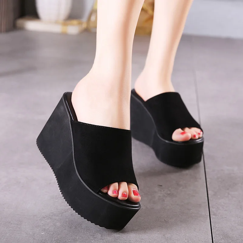 

Summer new Korean version of the black suede slope with high-heeled sandals crust slip non-slip slippers.