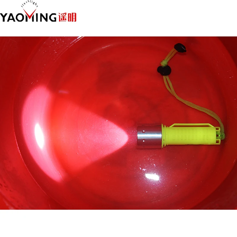 Lanternas e Lanternas t6 led 3800lm lanterna recarregável Scuba Flashlights : Diving Flashlight