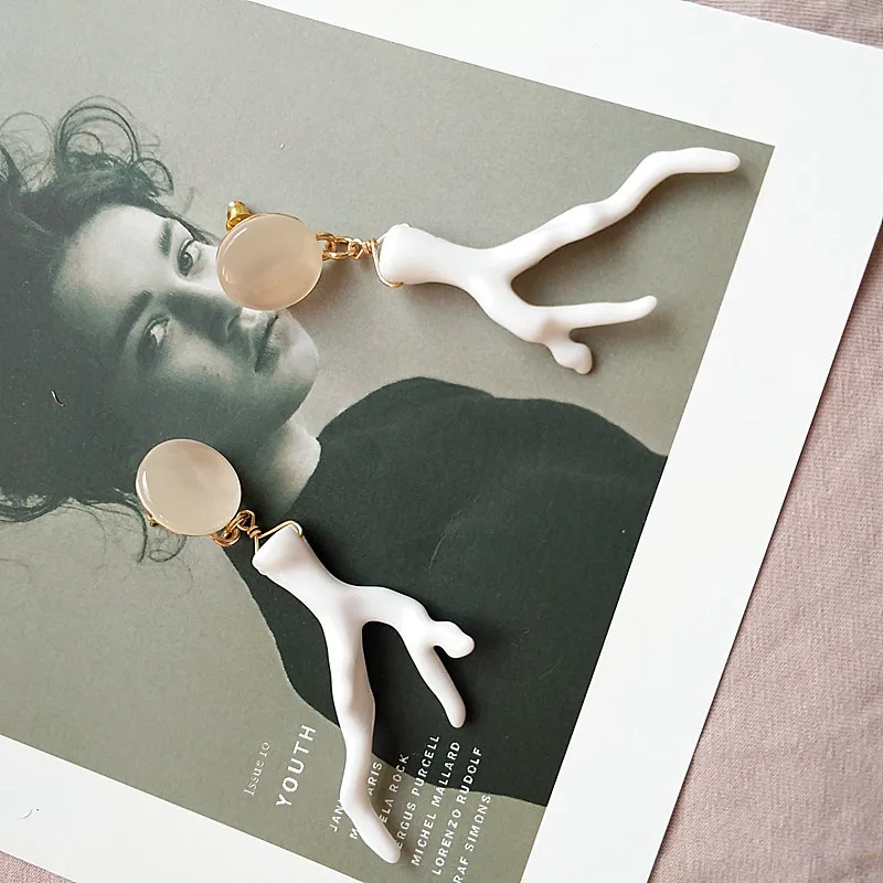 

UJBOX Tide Japan Korea Branch Earring For Women Acrylic Earrings Geometric Resin Acetic Acid Dangle Drop Earrings E064
