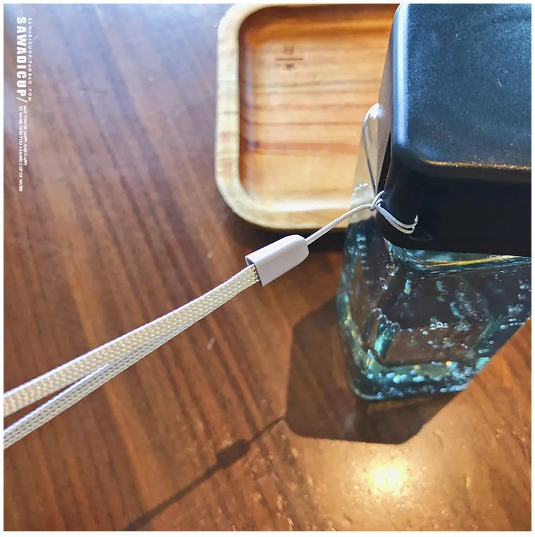 300ml Small Square Plastic Water Cup with Lid Portable Female Student Summer Hand Cup Leakproof Simple Transparent Bottles