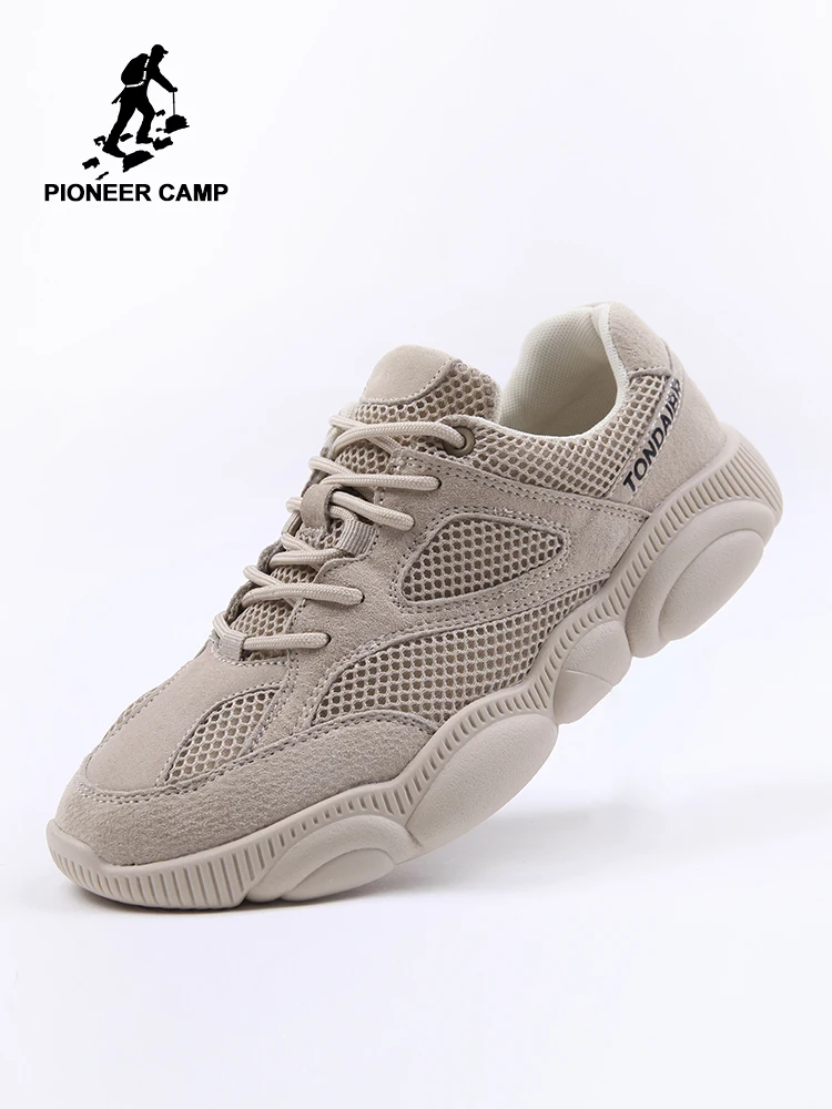 comfortable casual walking shoes