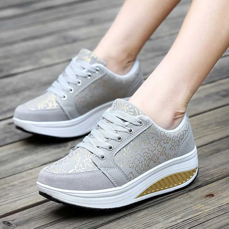 

VTOTA Women Breathable Tenis Feminino Lace Up Outdoor Casual Shoes Wedge Sneakers Platform Women Running Shoes Women Trainers