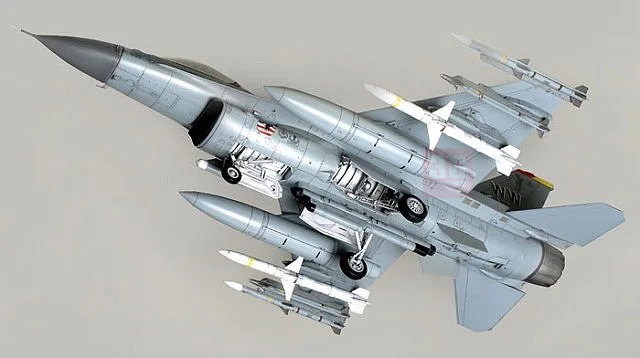 Модель 1/48 Us F 16CJ Fighter модель 61098|Наборы для сборки моделей| |