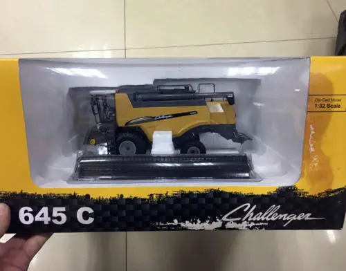 

DieCast Model 1:32 Scale Challenger 645 C Combine UH4135