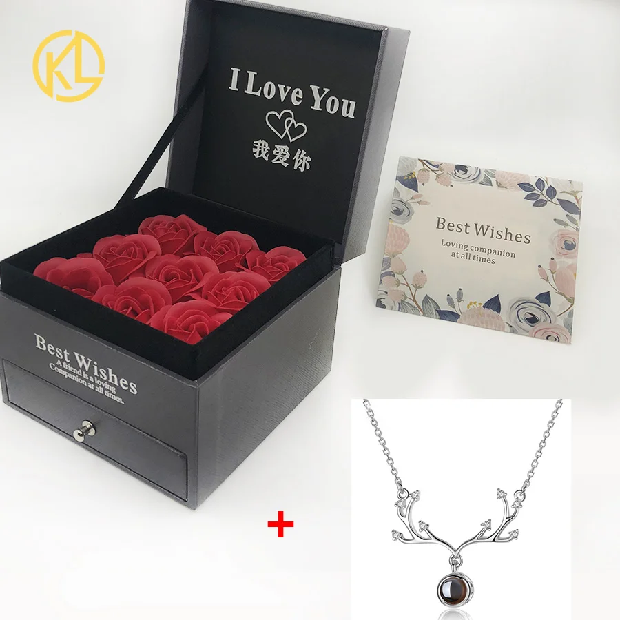 

1PC Necklaces Gift Box with 9pcs Artificial Soap Rose Flowers for Nice Valentine's Day Gift