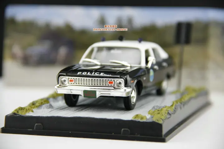 

UH 1:43 CHEVROLET NOVA 007 alloy model Car Diecast Metal Toys Birthday Gift For Kids Boy