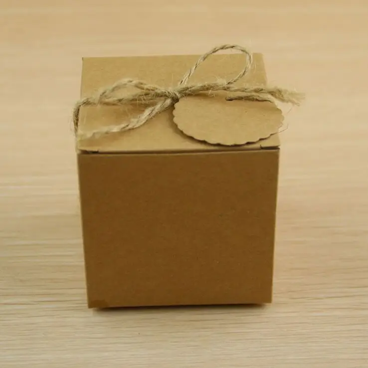 Большой размер 50 шт 7*7*7 см крафт-бумага квадратная коробка для конфет Свадебные сувениры в деревенском стиле Свадебная сумка для конфет подарочные коробки для вечеринок с бирками спасибо - Цвет: Primary color