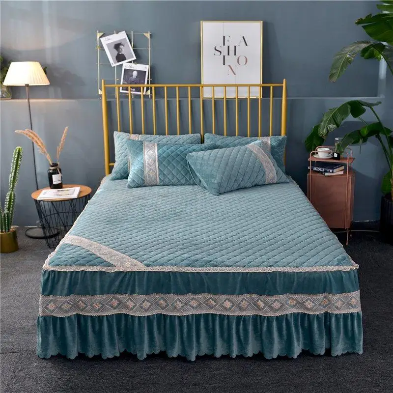 

Thicker Warm Crystal velvet light green Bedspread Fitted Sheet Pillowcases Cotton 2/3pcs Solid Princess Lace Bedding
