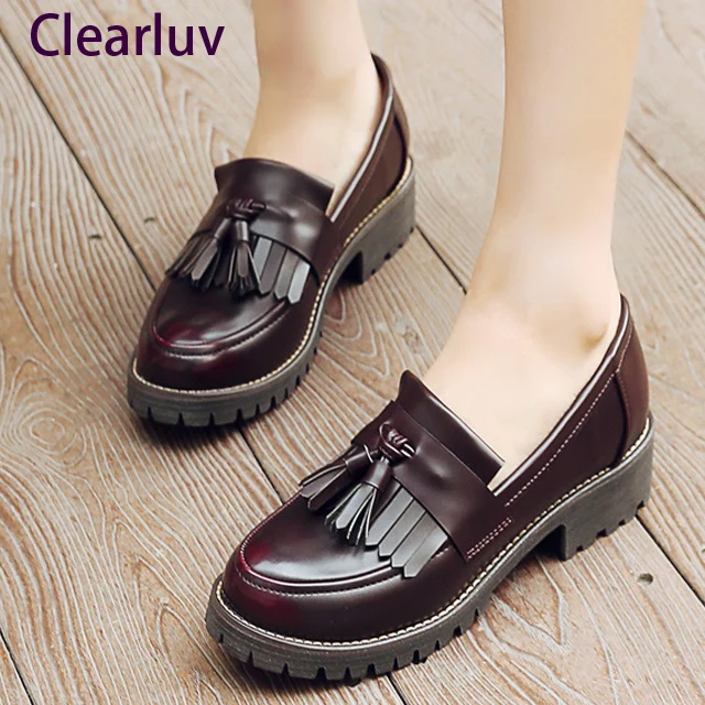 

New Old Shoulder Bezu Xin Hui PU Lacquer Leather Flat Bottom Bottom Spring Bringing Seasons Rui Toe Holidays Student Life Wind
