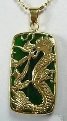 

Beautiful 14k GP green jade dragon pendent Necklace 5.27