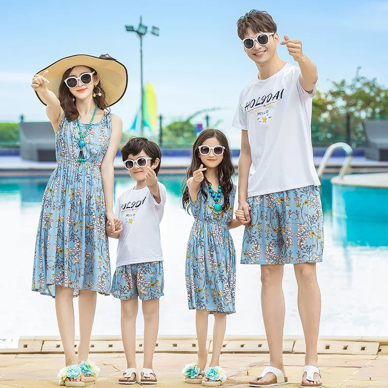 

2019 Beach Sleeveless Mother Daughter Dress Casual Family Matching Clothes Mom Son Outfits Like Father Love Mom Mama Shirts