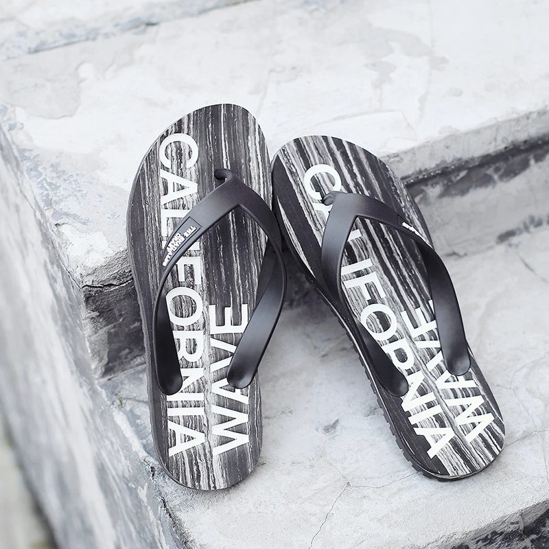 

Flip Flops Men Brand Luxury Men Sandals Slippers Summer Men Bedroom Slippers Indoor House Flip Flops Home Slippers Bath Shoes