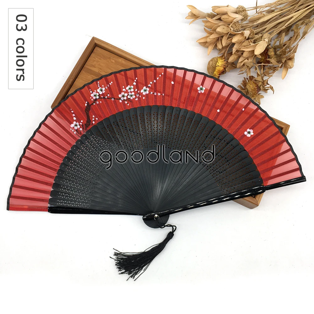 

Free Shipping 1pcs Red Luxurious Silk Fold Hand Fan Wintersweet Flower Blossom Bamboo Folding Fan Wedding Bridal Party Gift