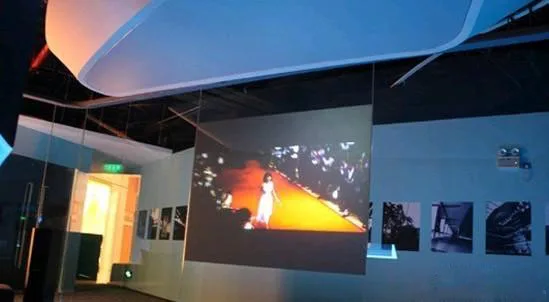 

Fast shipping! 1/sqm self adhesive dark gray projection film,gray rear projection screen film for advertising screen