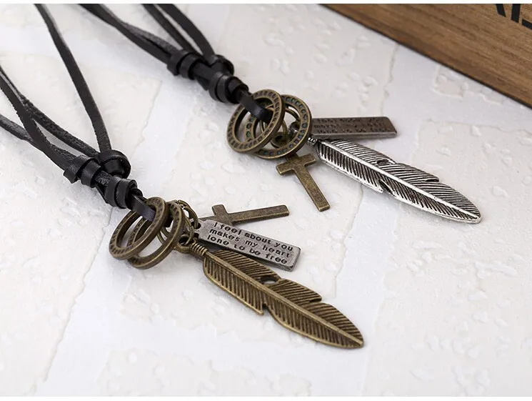 2018 Vintage Mens Necklace Alloy Animal Wolf Tooth Razor Blade Pendants Necklace Multilayer Metal Chain Choker Male Punk Jewelry