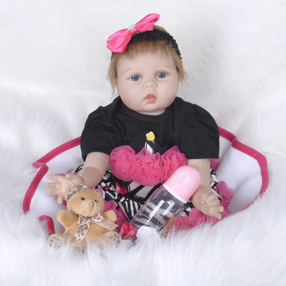 Lovely 22'' Cloth Body Reborn Baby Girl Dolls Fashion Cosplay Newborn