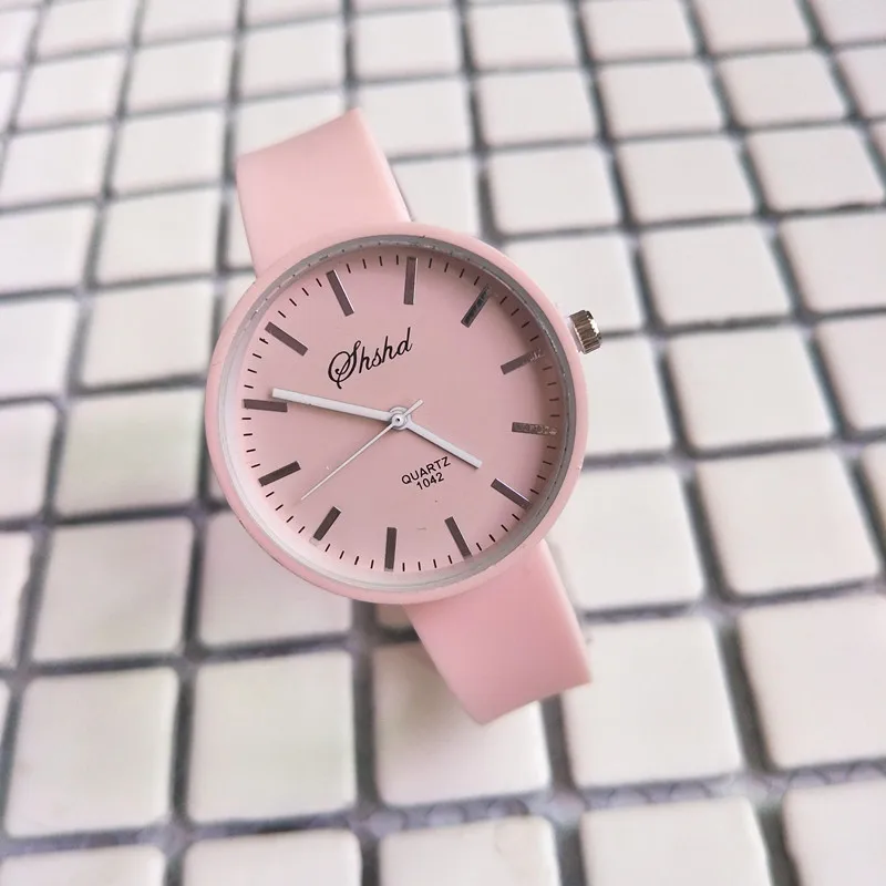 

Fashion style ladies quartz watch trend simple leather strap woman girl luxury student clock Relogio Montre Femme Wrist