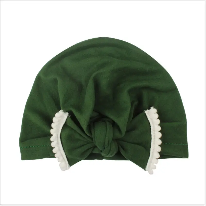 Для новорожденных и детей ясельного возраста Одежда для детей; малышей; девочек мальчиков шапки осень/зима с бантом однотонная Хлопковая шапочка шапки 6 цветов - Цвет: Dark Green