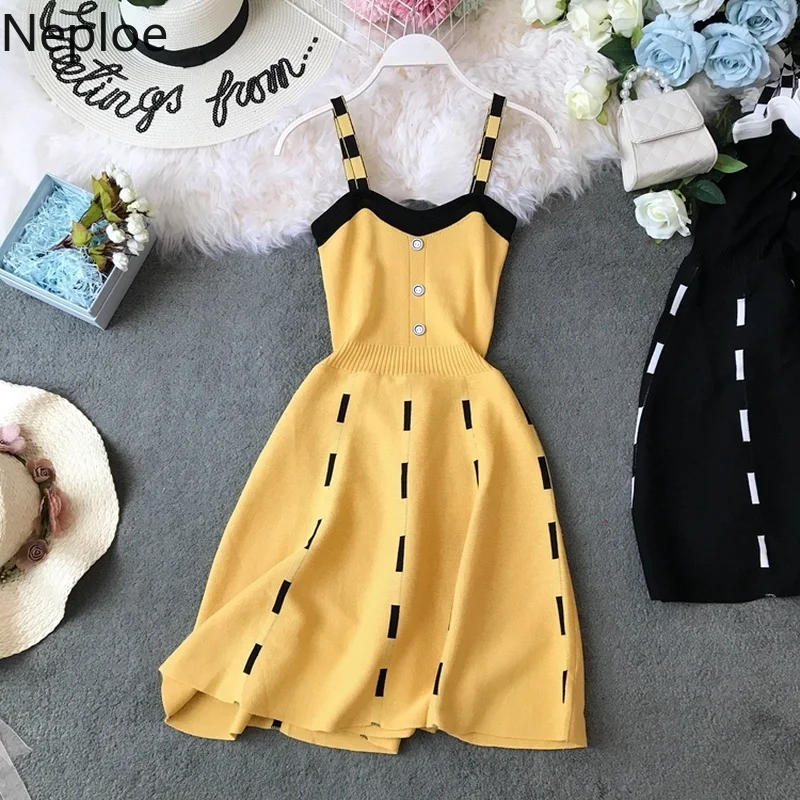 

Neploe Knitted Women Dress Korean Chic V-Neck Sleeveless Camis Vestidos Sexy High Waist A-Line Backless Female Dresses 44182