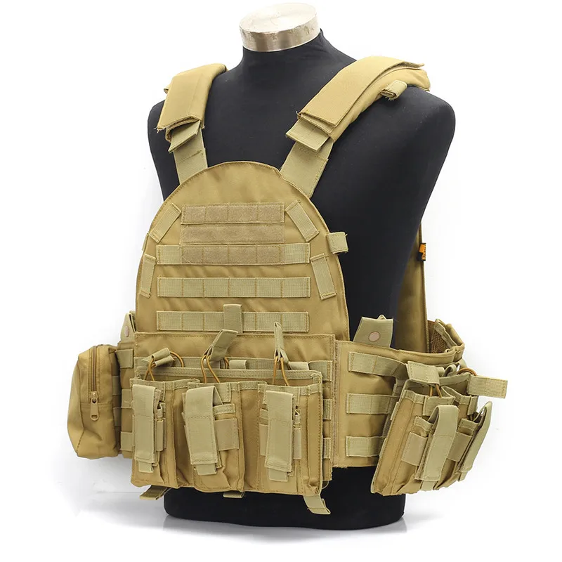 

Outdoor Tacatical 1000D Vest SWAT Combat Paintball Wargame Assault Airsoft Moll