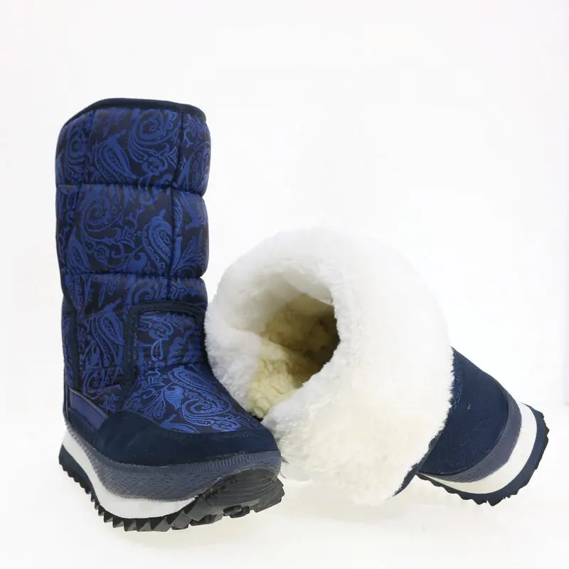 Синие ботинки Дамская обувь темного цвета зимние теплые ботинки с стелькой большой размер, красивый вид, ткань, верх, резина и подошва из ЭВА, нескользящая подошва