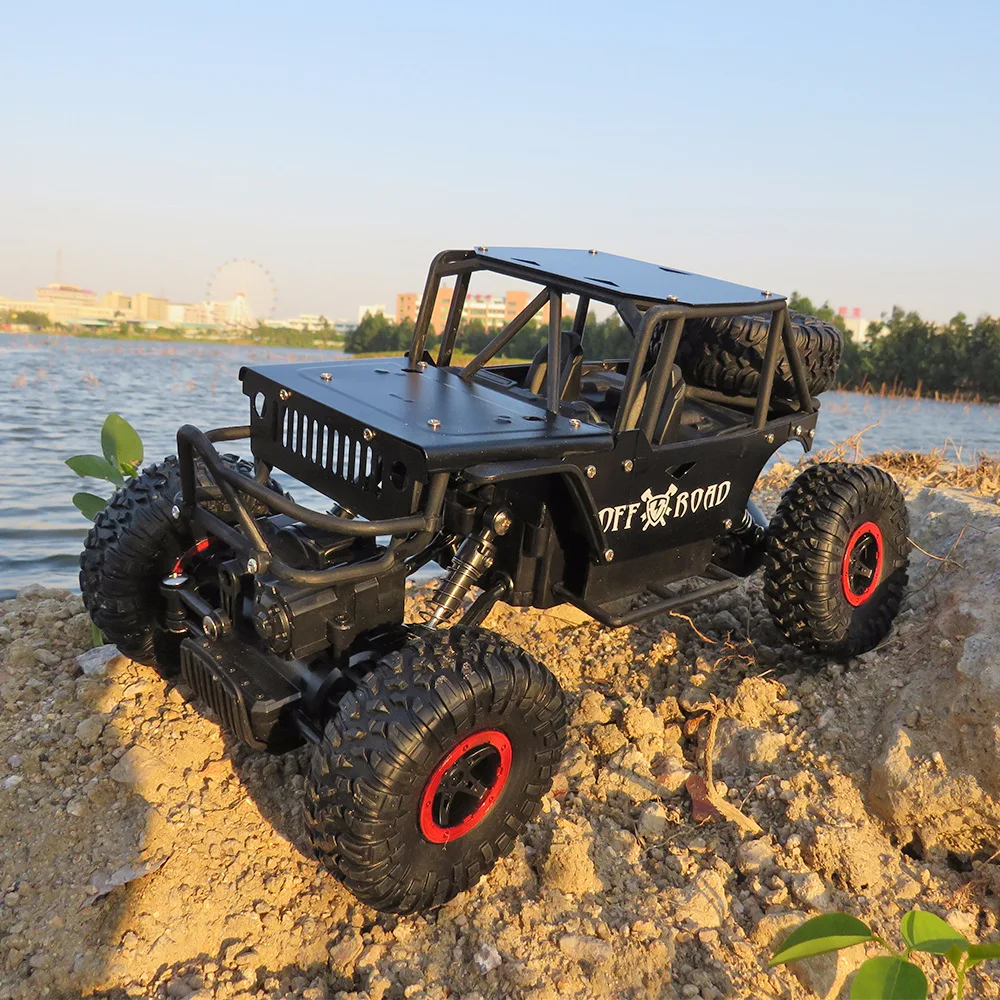 

2.4G 1:18 4CH Big size High speed remote control car speed off-road drift powerful SUV RC car for children's birthday toys