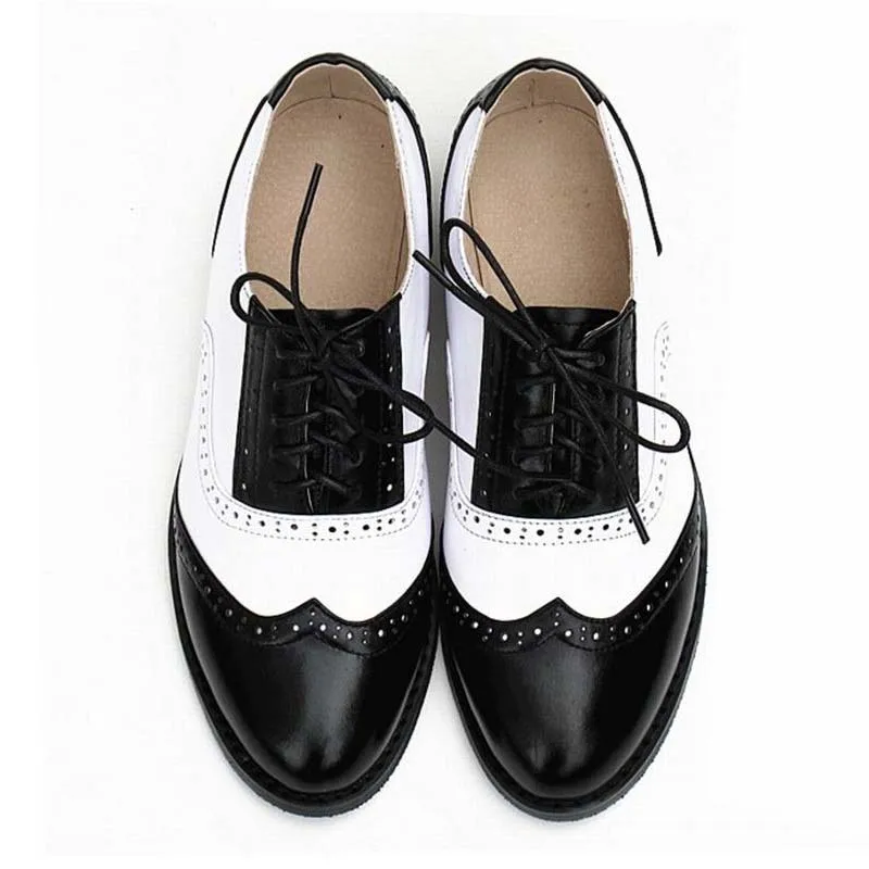 Donne Lace-Up Casual Scarpe Brogue In Vera Pelle Donna Appartamenti Di Scarpe Per Le Signore Dell'Annata Buoi Svago Oxford Grande Formato 34-43 44