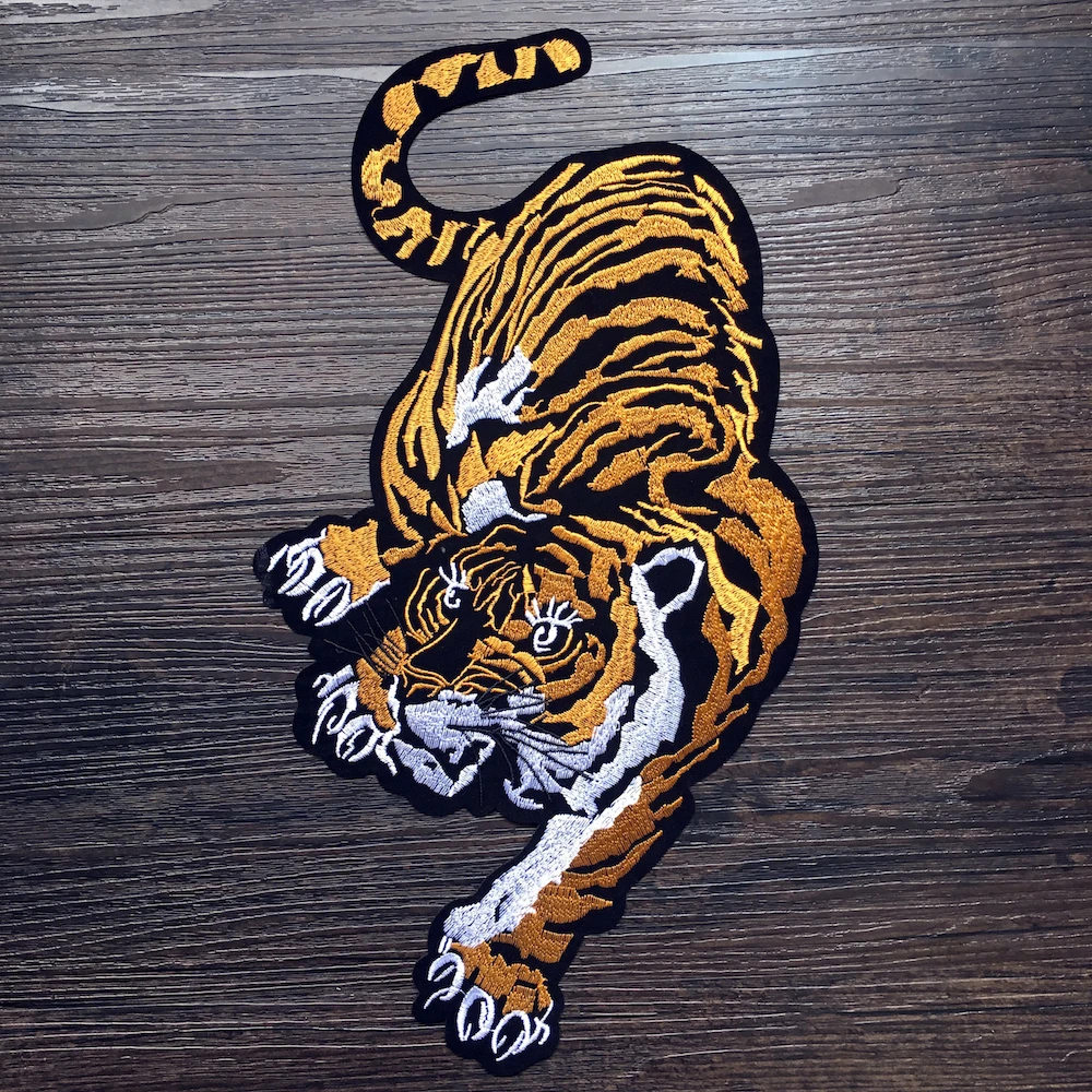 1Pcs-Cool-Big-Tiger-Embroidered-Patch-Applique-Iron-on-Applique-Patches-for-Clothes-DIY-Fashion-Clothes (1)
