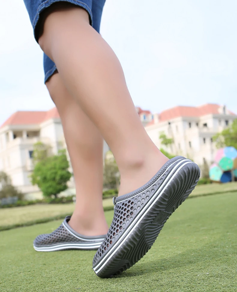 Brand Duty-Free Big Size 36-45 Lover Clogs 6 Colors Croc Shoes Men Band Sandals Summer Beach Water Swimming Mens Shoe (14)